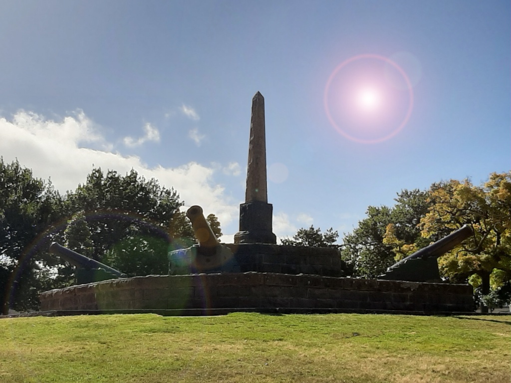 21st Century Jacobsweg: The Eureka Stockade memorial, built in 1884. Whether or not this is the true location of the Stockade is unknown since mining changed the landscape beyond recognition. The cannons are ceremonial and were not used in the battle.